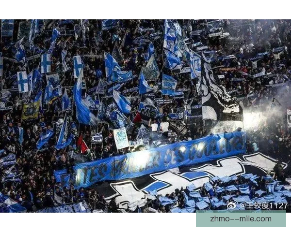 马赛球迷主场燃放违规烟火俱乐部或遭欧足联重罚