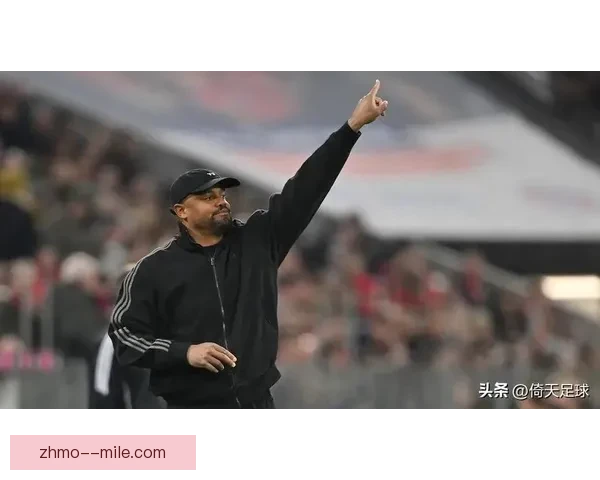 孔帕尼高位压迫战术初见成效 战术革新助力球队防守与进攻双重提升 孔帕尼高位压迫战术初见成效 战术革新助力球队防守与进攻双重提升